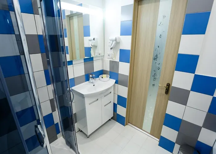 Discovery 2* Λβιβ